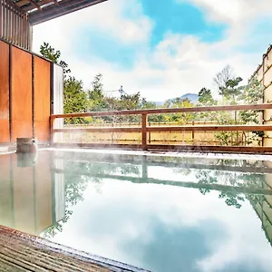 旅館 楽々花 ***